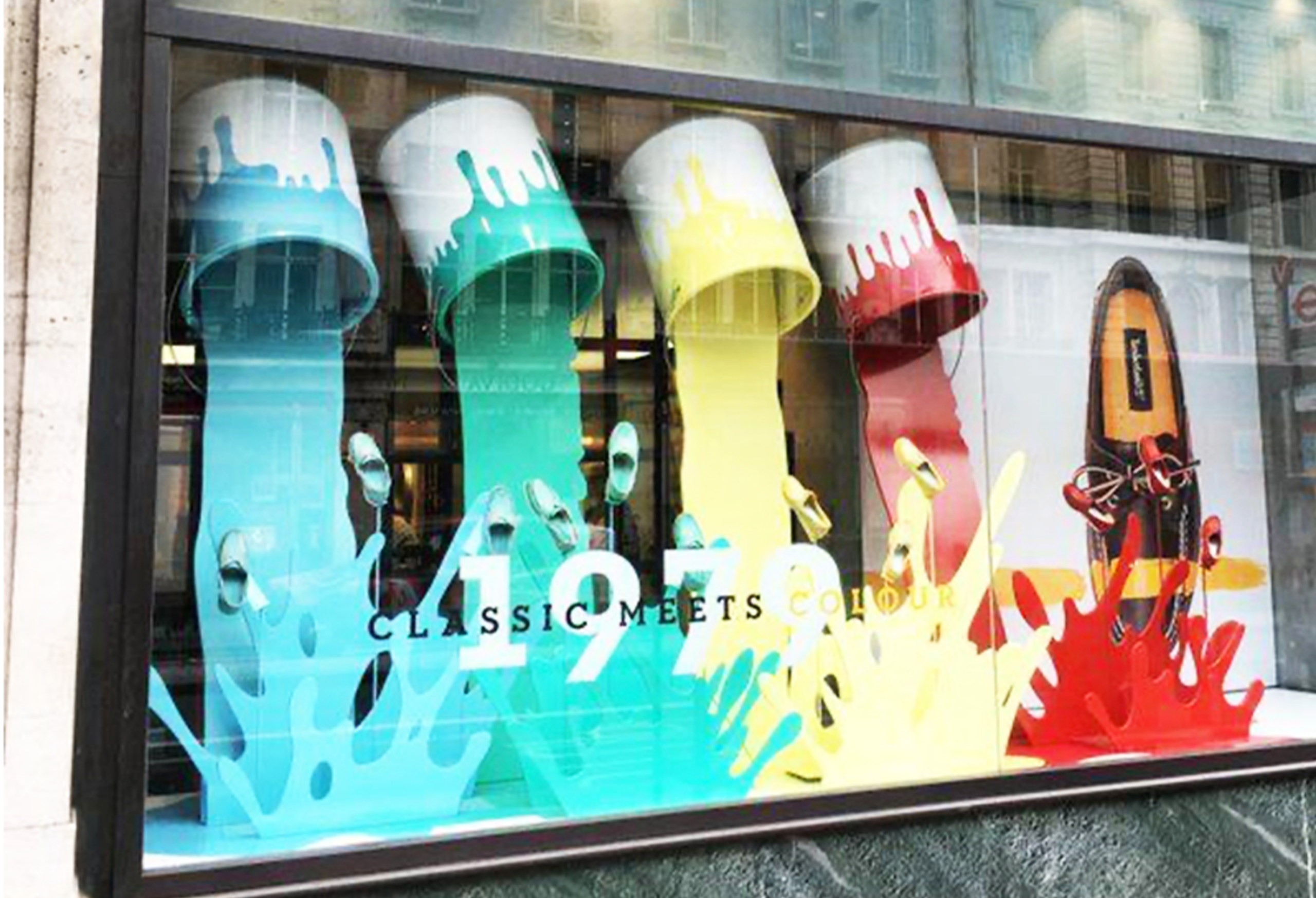 Window Retail Display - Image 2