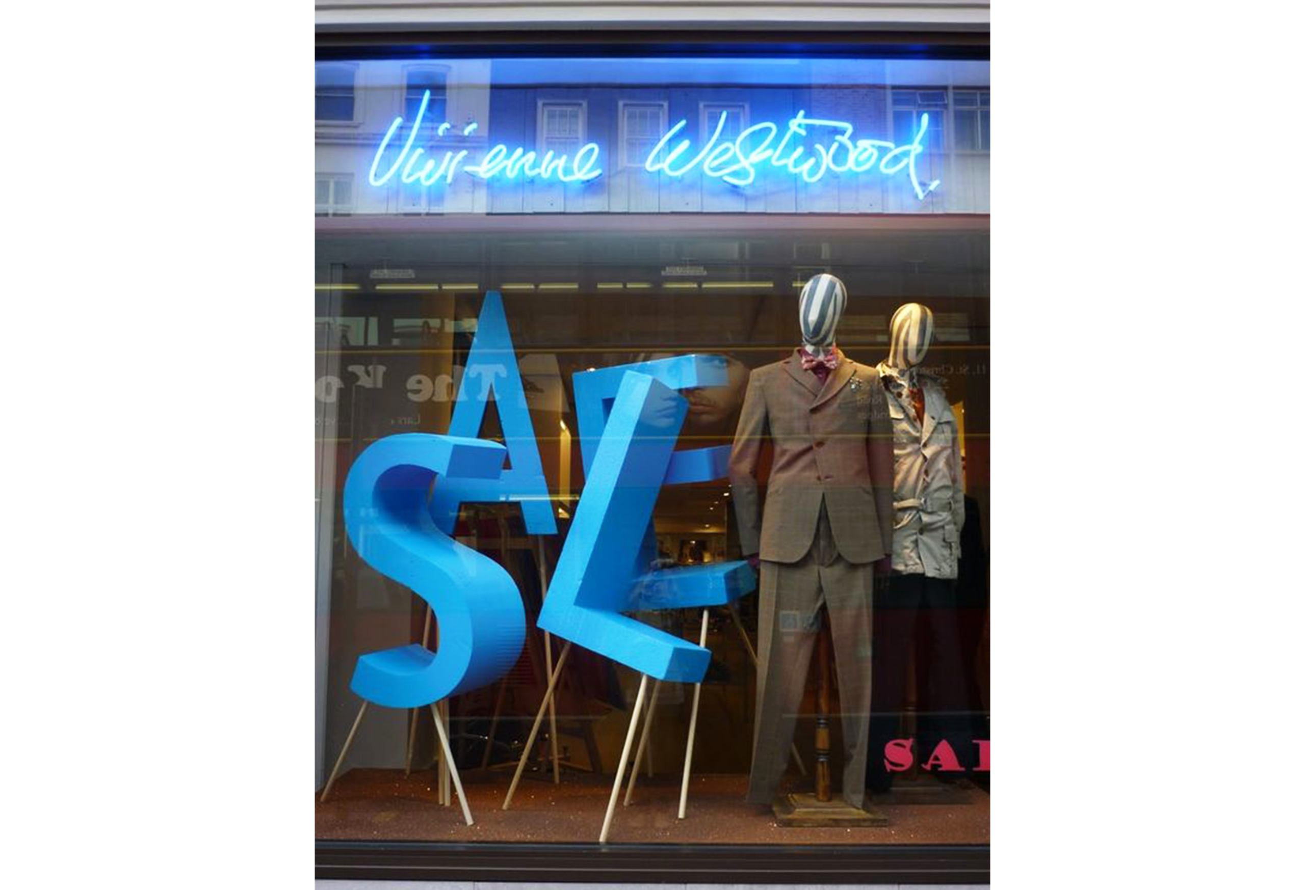 Window Retail Display - Image 10